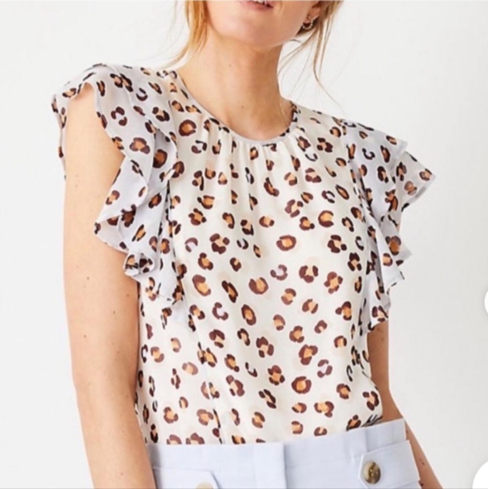 NWOT Ann Taylor Women's Chic Animal Print Ruffle Blouse